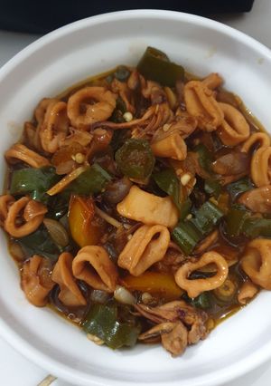Foto resep Tumis Cumi Asam Manis