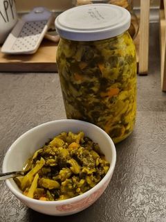 عکسی از دستور ترشی خرفه با کلم برگ وهویج ولوبیا سبز