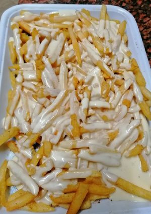 صورة لوصفة بطاطس بصَوص الجبنة الشيدر زي المطاعم واحلى 😋
