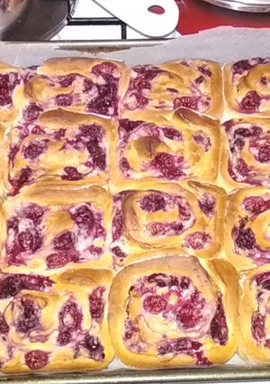 Málnás krémsajtos csiga recept fotója