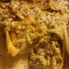A picture of STUFFED Chicken Alfredo Shells.