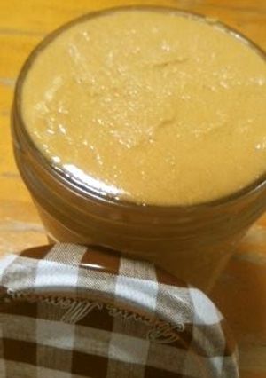A picture of Oil-free Homemade Peanut Butter Made without Water.