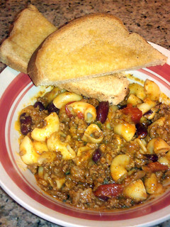 A picture of Hearty Chili Mac.