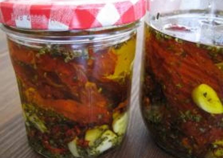 How to Make Rehydrate Dried Tomatoes and Marinate in Oil in 14 Minutes for Family