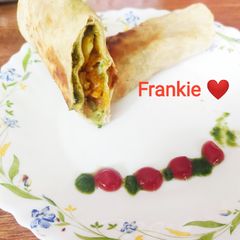 A picture of Aloo Cheese Frankie.