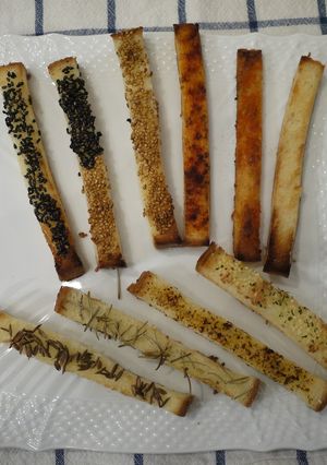 A picture of Herbed Rusks Made from Bread Crusts!.