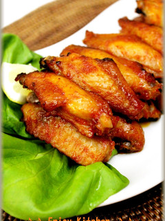 A picture of Gochujang Mayonnaise Roast Chicken Wings.