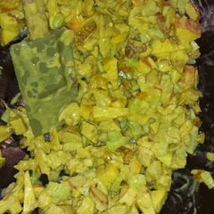 A picture of Chicken Curry Salad.
