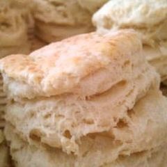 A picture of KFC-style Biscuits!.