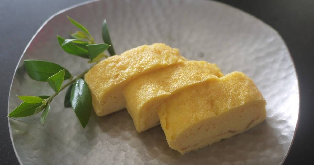 For Bentos! Honey and Vinegar Miso Tamagoyaki Recipe by cookpad.japan ...