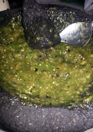 A picture of Salsa macha.