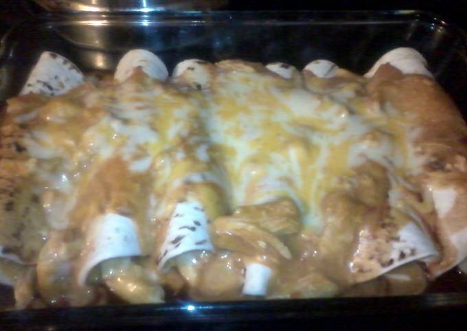 How to Make Super Quick Homemade cheesy chicken enchillada