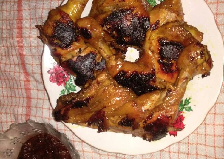 Langkah Mudah untuk Menyiapkan Ayam bakar solo 🍗by xander&#39;s kitchen Anti Gagal