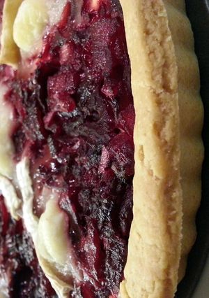 A picture of 'V' Beetroot and Goats cheese tart.