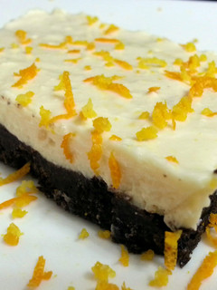 A picture of White Chocolate Cheese Cake.