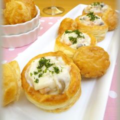 A picture of Baby Shrimp and Mushroom Cream Pies.