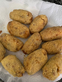 Una foto de Croquetas de longaniza sin gluten y sin lactosa