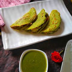 Spinach Moong Dal Tacos 🌮 A picture of Spinach Moong Dal Tacos 🌮.