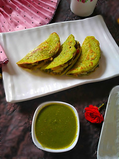 A picture of Spinach Moong Dal Tacos 🌮.