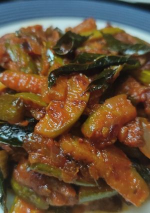 A picture of Ivy gourd /kovakkai/ thondakkai fry.