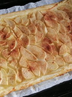 Una foto de Tarta de manzana sin crema ni levadura 🍎
