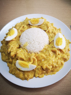 Una foto de Ají de pollo
