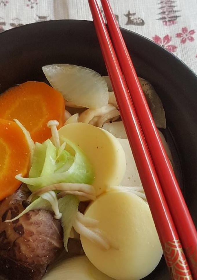 A picture of Mushroom Miso Udon.