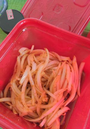 A picture of Pickled Onions.