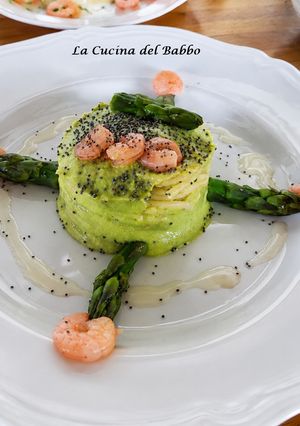 Foto di Spaghetti Asparagi e Gamberetti