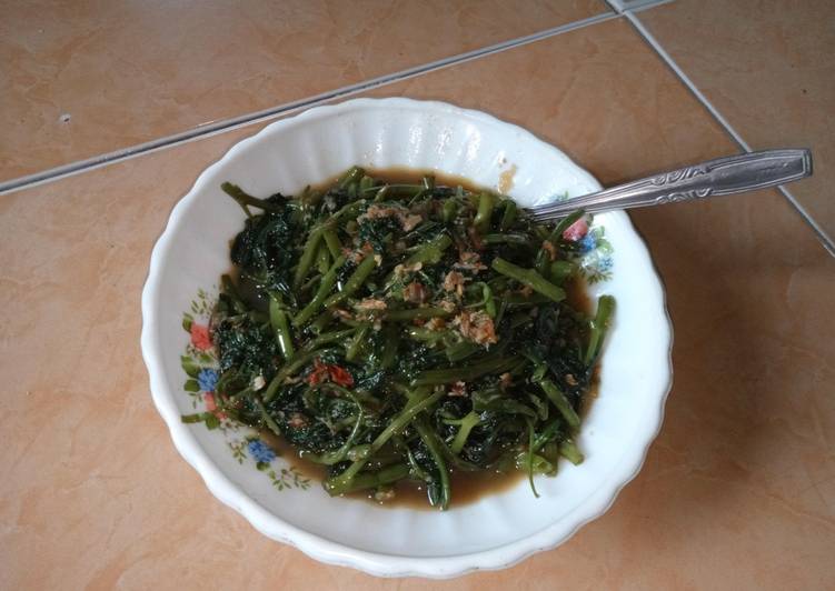 Tumis Kangkung Favorit Mamah