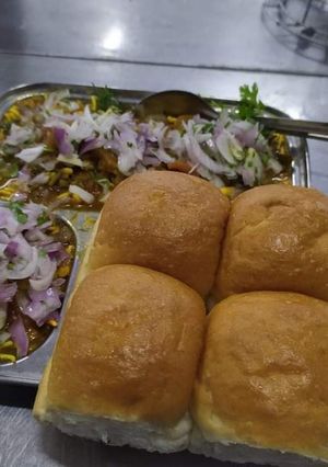 A picture of Pav Bhaji.