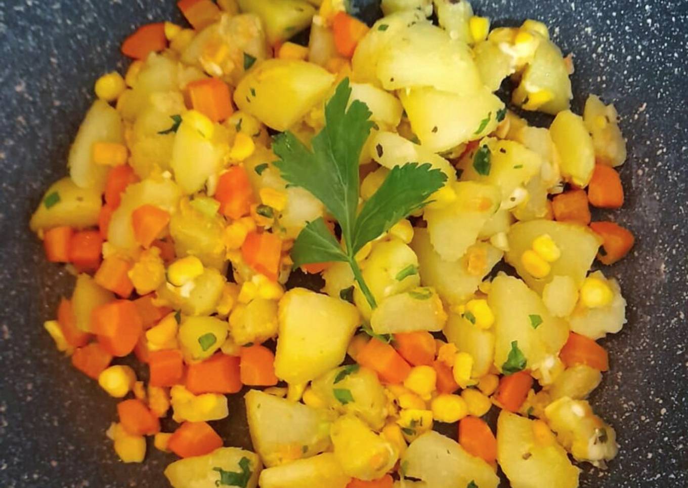 Tumis Kentang Wortel Jagung Salmon (MPASI 10M+) ✅