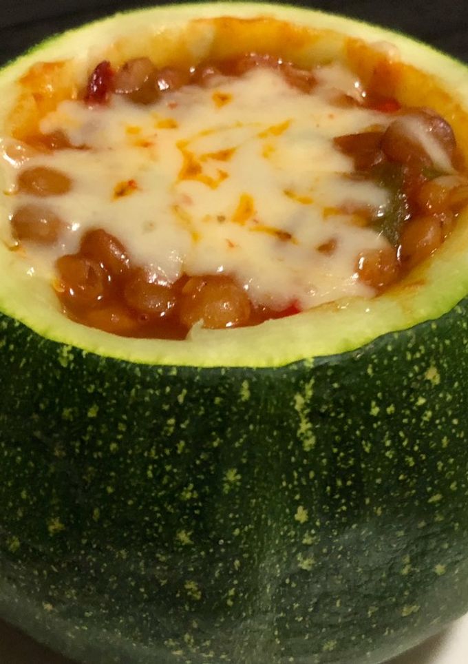 Una foto de Zapallito italiano con relleno de lentejas al pomodoro!