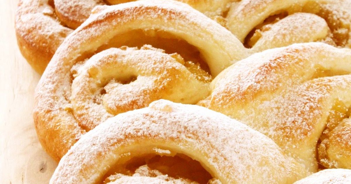 Fluffy Light Apple Bread Made In A Bread Machine Recipe By Cookpad.Japan