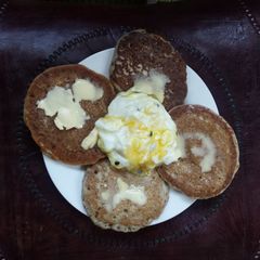 vegan buckwheat pancakes A picture of vegan buckwheat pancakes.
