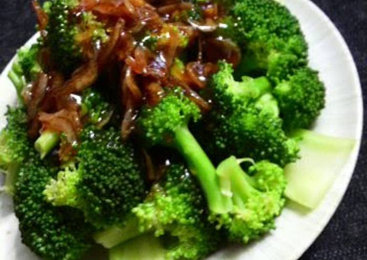 Boiled Broccoli with Sakura Shrimp and Oyster Sauce - Great in Bentos Too!