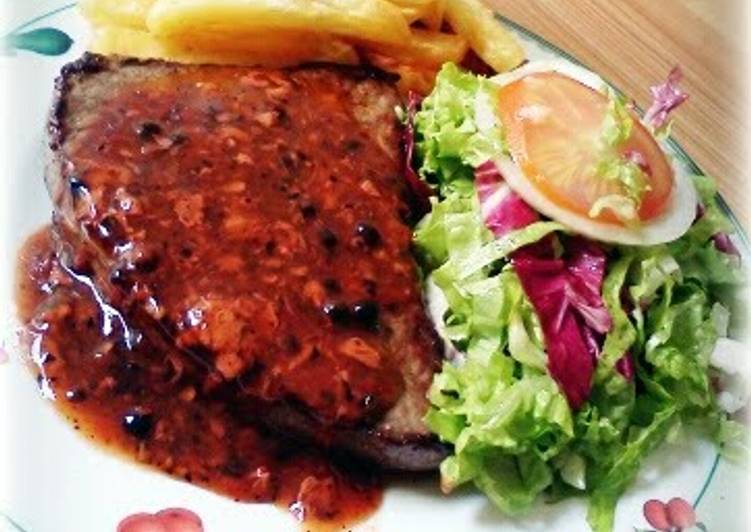 Recipe of Ultimate beefsteak with peppercorn sauce