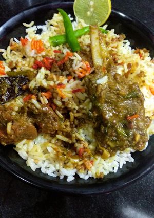 A picture of Mutton biryani.