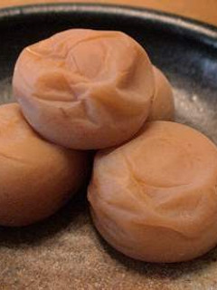 A picture of Reduced-Sodium Umeboshi.