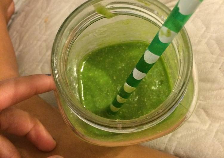 Simple Way to Make Perfect Green Smoothie 1