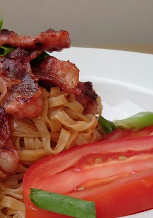 A picture of Fried Bacon In Fermented Red Bean Curd.