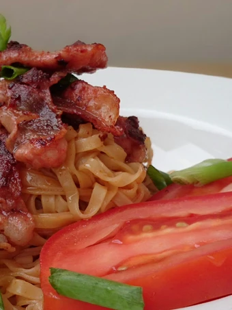 Easy Steps to Make Recipe Fried Bacon In Fermented Red Bean Curd that is Delicious, Can Spoil the Tongue}