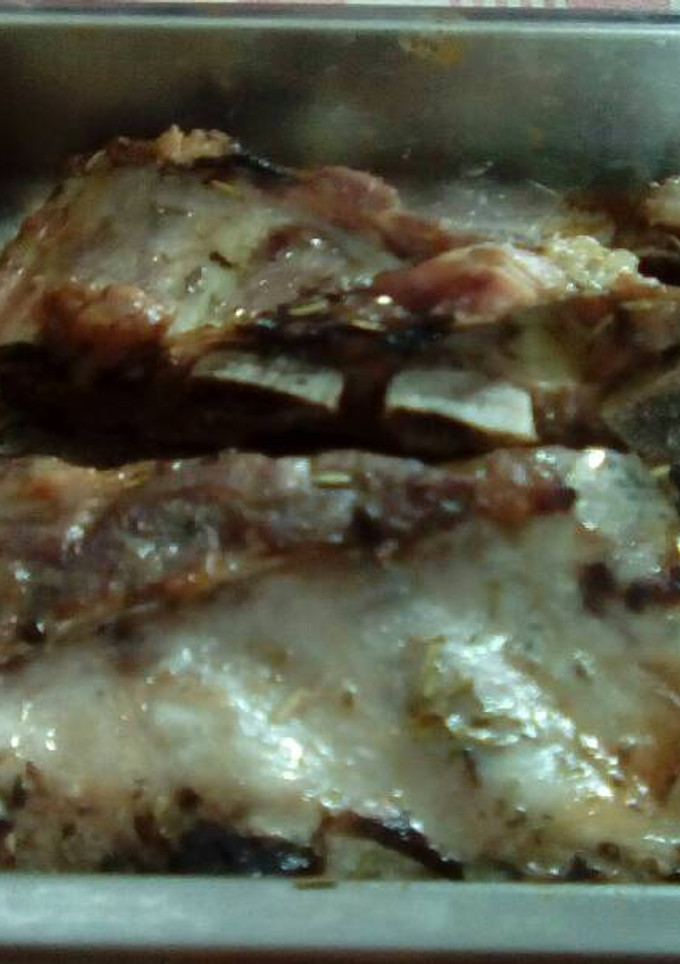 Una foto de Costillas al horno fáciles