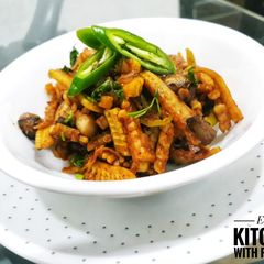 A picture of Stir Fried Chilli Baby Corns.