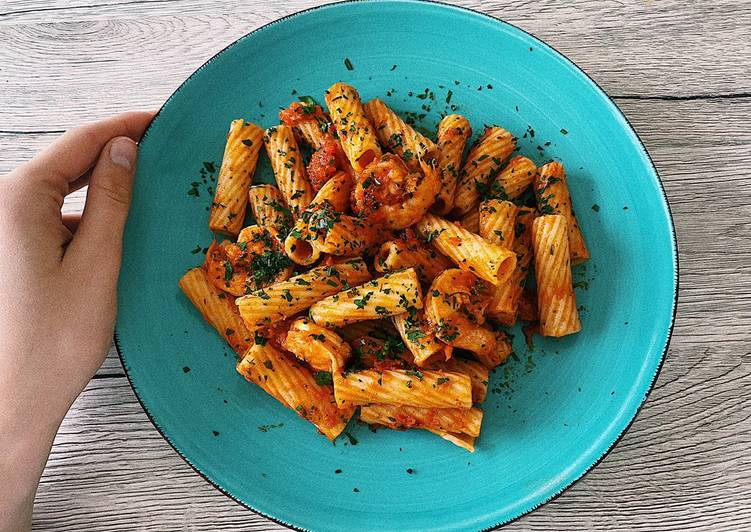 Steps to Make Homemade Very tasty schrimp pasta 🍝🦐