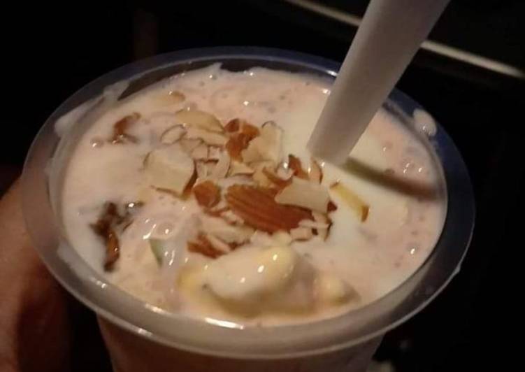 Icecream Falooda