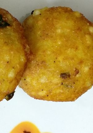 A picture of Sabudana peanut cutlet.