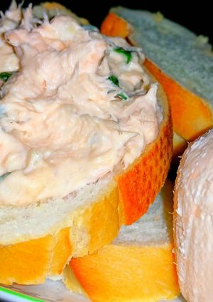 A picture of Mike's Easy Salmon Spread .