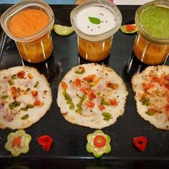 A picture of Healthy Vegetable Uttapam.