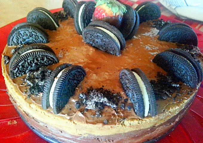 Mocha Layered Chocolate Oreo CheeseCake